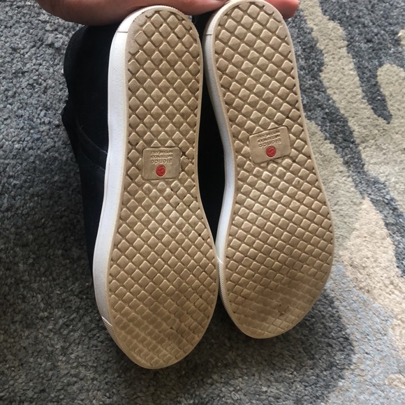 Blondo Waterproof Wedge Sneaker - Picture 11 of 11